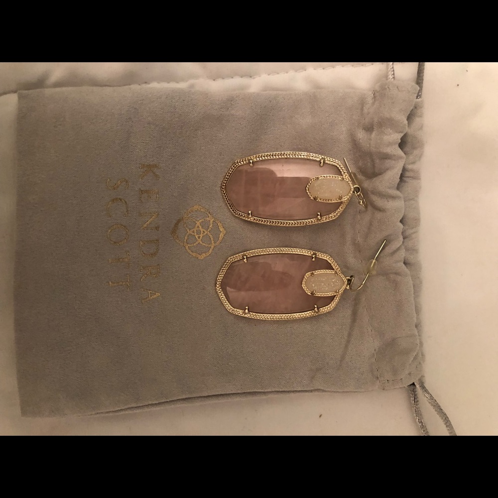 Kendra scott earrings